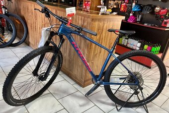 Kolo Kross Level 7.0. Vel. rámu 17” - 3