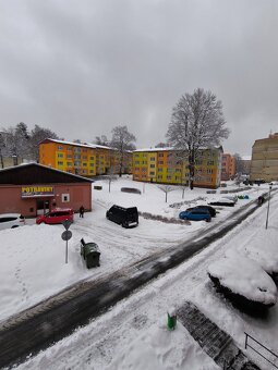 Pronájmu byt v Aši 2+1 - 3