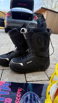 Snowboardový set s vázáním i boty - 3