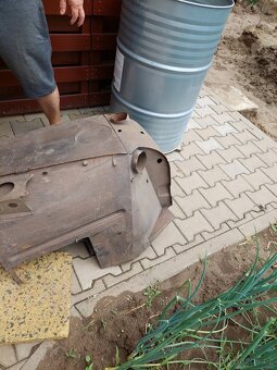 Blatníky Tatra 148 a 138 - 3