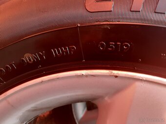 Kola Toyota RAV 4 - 3