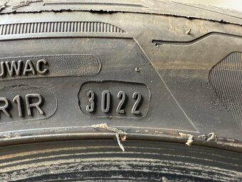 Goodyear 215 45 r18 - 3