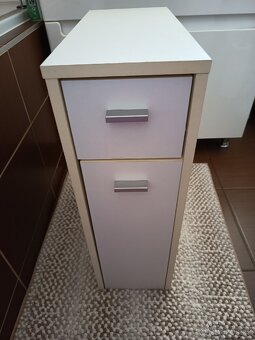 Skříňka - 3