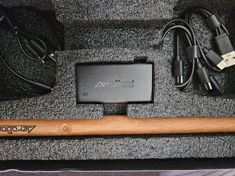 Kompaktní „neviditelné“ bicí AeroBand PocketDrum 2 PLUS - 3