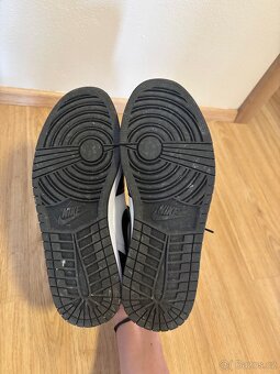 Jordan 1 Carbon Fiber - 3