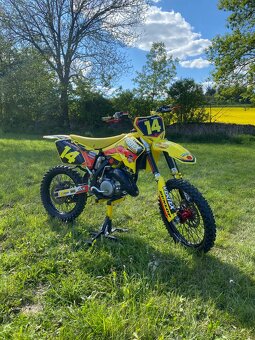 Suzuki rm 125 - 3