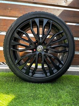 Alu kola 5x112 r20 s pneu (tiguan20) - 3