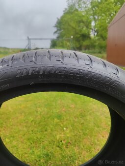 Nové Bridgestone Potenza 235/40 r19. - 3