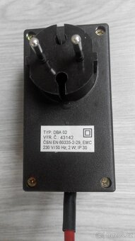 Udržovací auto nabíječka 6 a 12V - 3