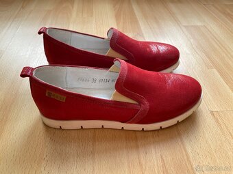 Dámské červené kožené mokasíny-loafers Nessi - 3
