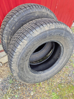 265/70 R16 Kumho WinterCraft WS71 - 3