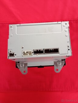 Prodám radio original Honda CRV 3 - 3
