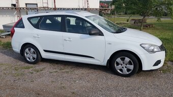 Kia Ceed - 3