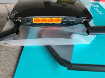 TP-Link Archer MR200 - 3