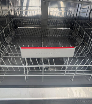 Myčka bosch plně integrovaná silence plus 3 KOŠE - 3