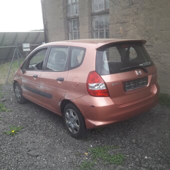 honda city   a honda jazz - 3