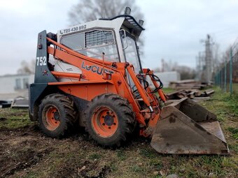 Smykový nakladač Locust 752 - 3