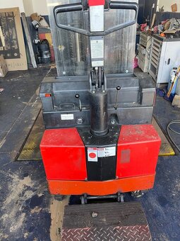 El. Paletový vozík TOYOTA - 3