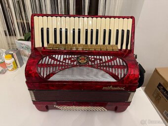 Prodám akordeon Royal Standard - 3