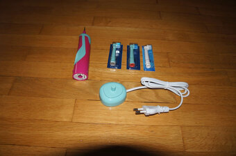 Dětský elektrický zubní kartáček - 3