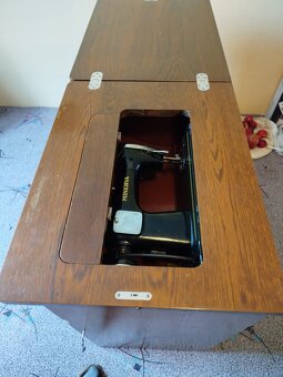 Šicí stroj Minerva 122 - 3