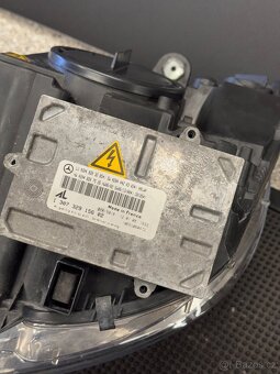 Světlomet W204 bi-xenon - 3