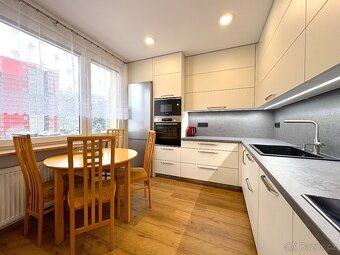 Pronájem bytu 3+1 70 m², Náchod - 3