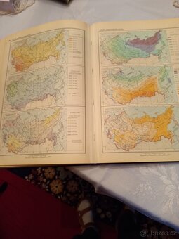 Prodám starý velký geografický atlas - 3