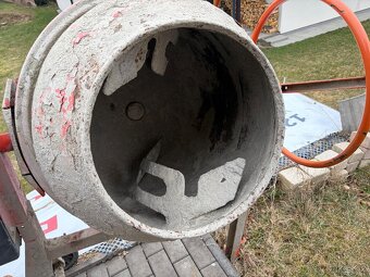 Prodám míchačku (230V) - 3