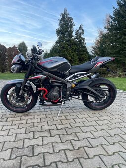 Triumph street tripl 765 RS - 3