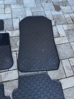 Bmw e90 gumove koberce - 3