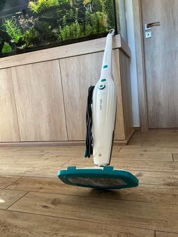 Prodám sadu Leifheit vysavač a parní mop - 3