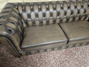 CHESTERFIELD ŠTÝL,NOVÁ KOŽENÁ SEDAČKA DVOJFAREBNÁ - 3