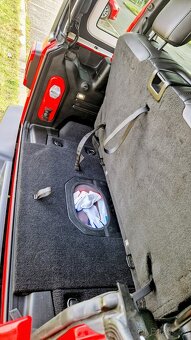 Prodám JEEP WRANGLER RUBICON 2,2 CRD - 3