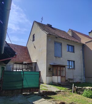 Prodej dvou rodinných domů - 3