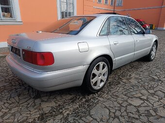 Audi A8 D2 4.2i 228kW - 3