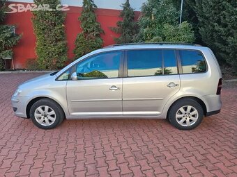 VW Touran 1.9 TDI 77kW, bez koroze,165 t.km,Výhřevy,Serviska - 3
