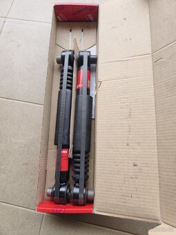 2 x TRW zadní tlumič Renault Scénic 1 - 3