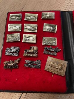 Staré odznaky Škoda, Praga, Avia, Tatra, Ford, Velorex - 3