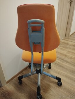 Rostoucí židle - 3
