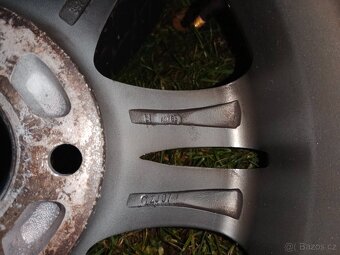 Sleva ALU zimní kola R16 215/65 et40 Nissan hyundai - 3