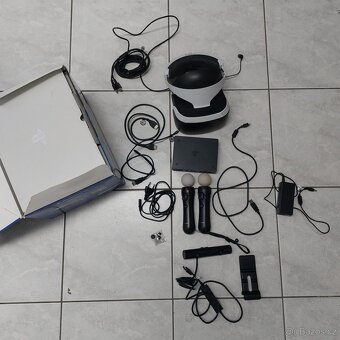 Virtuální brýle PS4, kamera, pohybové ovladače, kabely - 3