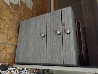 Kancelářský stůl s kontejnerem - 3