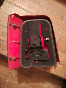 Prodám zadní světlo vw Passat. - 3