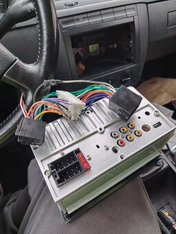 2din bluetooth autorádio - 3