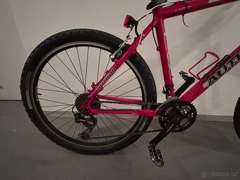 AUTHOR CONTEXT "26" - 3