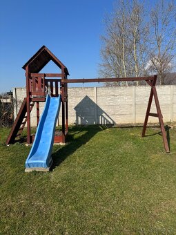 Dětské hřiště se skluzavkou - 3