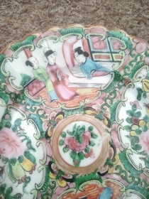 Prodám retro čínský talíř z kolekce Famille Rose - 3