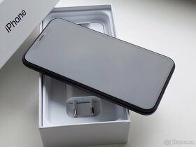 Apple iPhone XR 128GB Black, ZÁRUKA - PĚKNÝ - 3