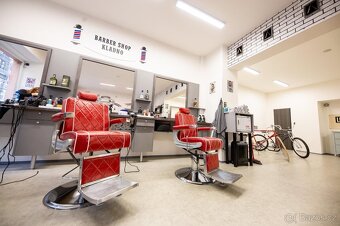 Holič/Holička/Barber - 3
